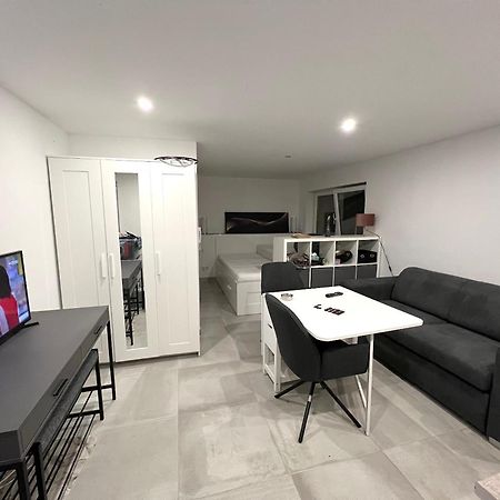 Willkommen In Dagersheim Bei Boeblingen! Gemuetliches 1 Zi Appartement Zum Wohlfuehlen In Einem Angenehmen Umfeld! Εξωτερικό φωτογραφία